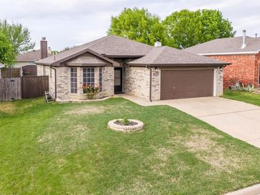 10240 Brea Canyon Road, Fort Worth, TX 76108