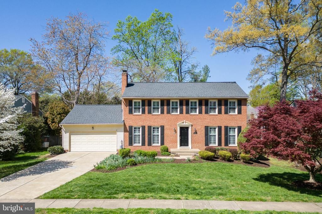 8306 Crown Court Road, Alexandria, VA 22308 Main Photo