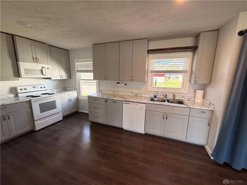 346 Lutz Drive, Union, OH 45322 Photo 11