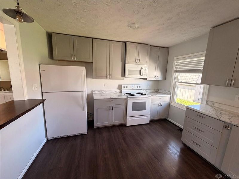 346 Lutz Drive, Union, OH 45322 Photo 12