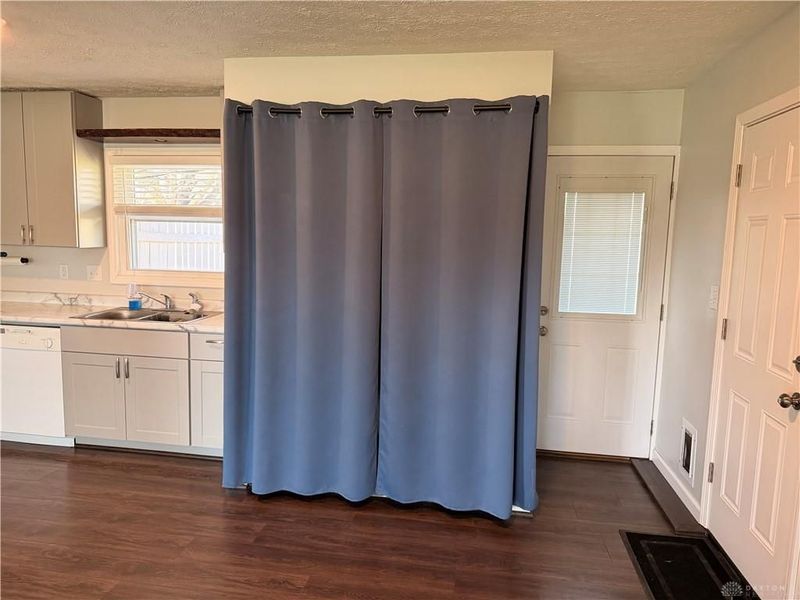 346 Lutz Drive, Union, OH 45322 Photo 18