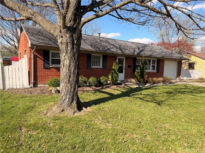 346 Lutz Drive, Union, OH 45322 Photo 3