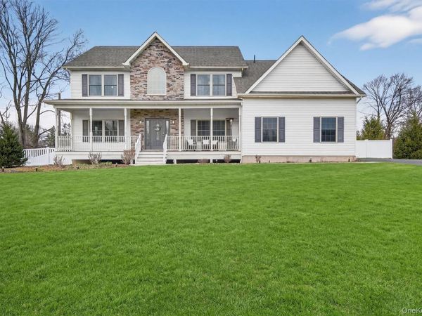 18 Reynolds Rd, Monroe, NY 10950