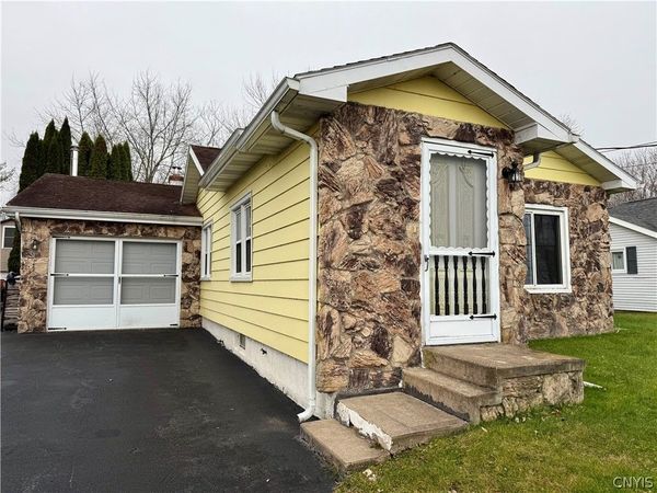 6214 Muskrat Bay Road, Brewerton, NY 13029