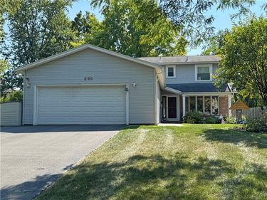 290 Ashley Drive, Rochester, NY 14620