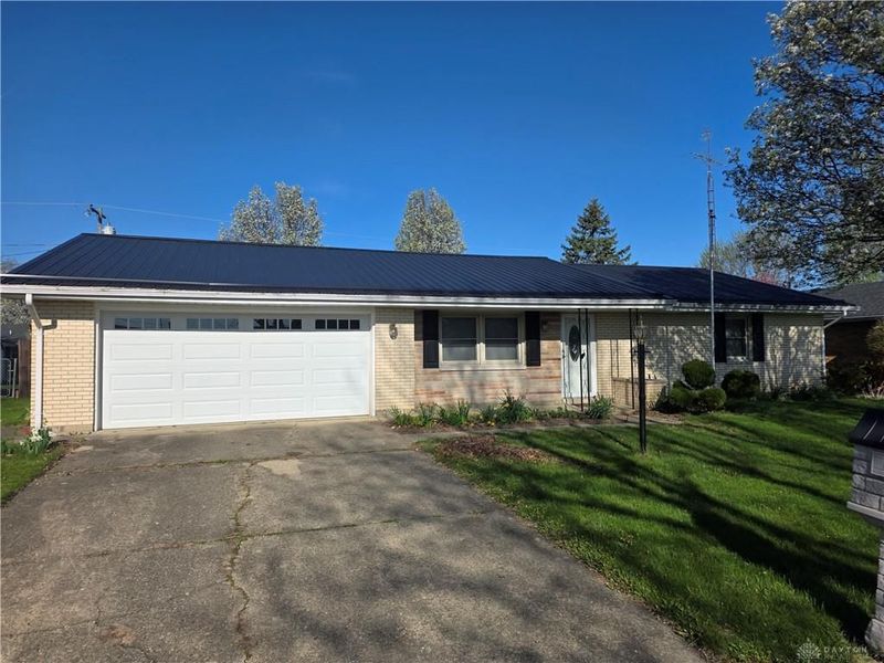 1344 Oaktree Drive, Greenville, OH 45331 Photo 1