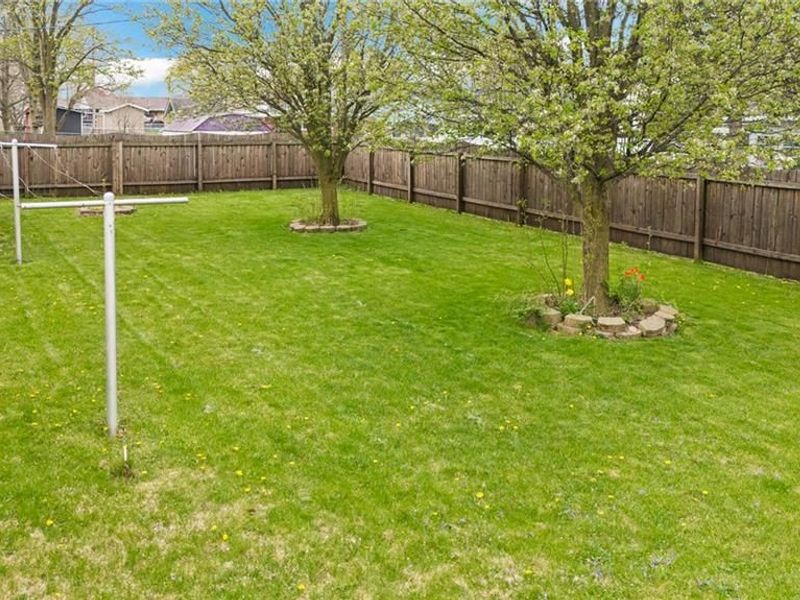 1344 Oaktree Drive, Greenville, OH 45331 Photo 14