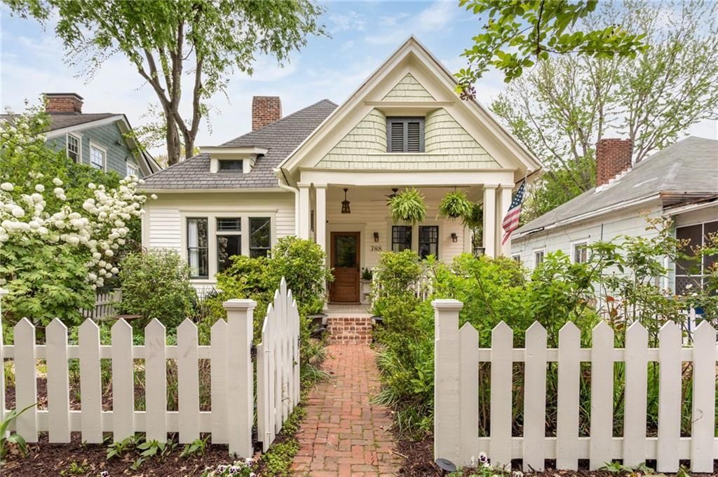 788 Lake Avenue Ne, Atlanta, GA 30307 Main Photo
