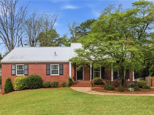 665 Iroquois Drive NE, Marietta, GA 30060