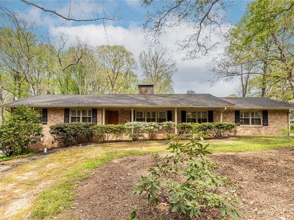 3360 Embry Hills Drive, Atlanta, GA 30341
