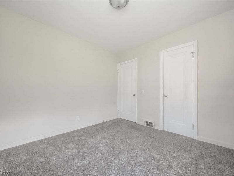 4717 Grandview Avenue NE, Canton, OH 44705 Photo 13