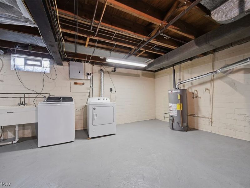 4717 Grandview Avenue NE, Canton, OH 44705 Photo 20