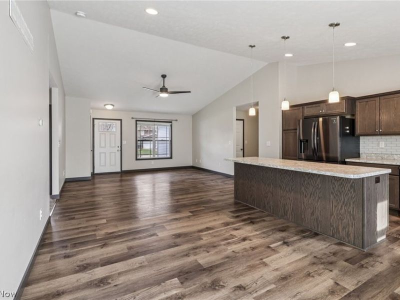 471 Tulip Trail , Wadsworth, OH 44281 Photo 5