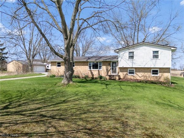 10805 Easton Street NE, Alliance, OH 44601