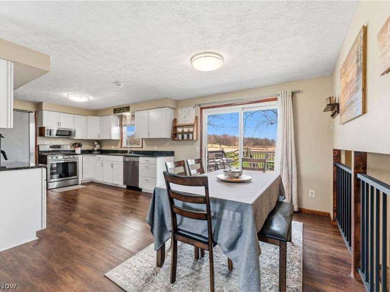 10805 Easton Street NE, Alliance, OH 44601 Photo 11