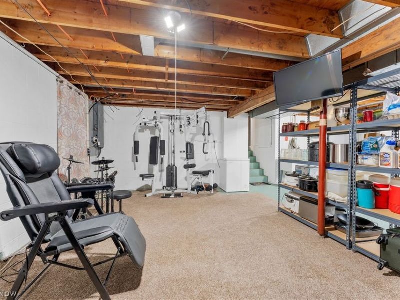 10805 Easton Street NE, Alliance, OH 44601 Photo 26