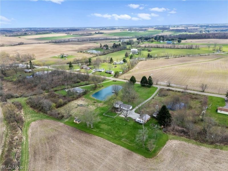 10805 Easton Street NE, Alliance, OH 44601 Photo 41