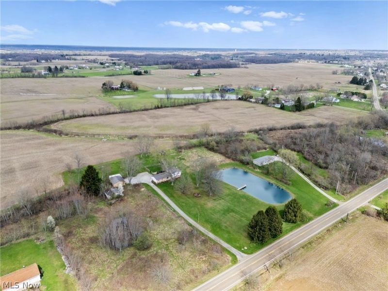 10805 Easton Street NE, Alliance, OH 44601 Photo 42