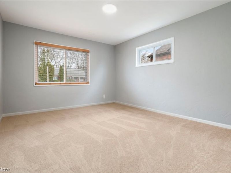 568 Sycamore Drive , Euclid, OH 44132 Photo 16