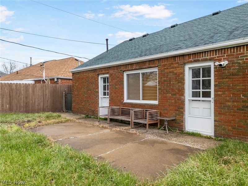 568 Sycamore Drive , Euclid, OH 44132 Photo 21