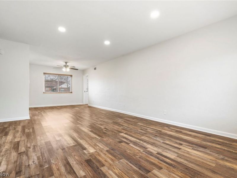 568 Sycamore Drive , Euclid, OH 44132 Photo 6