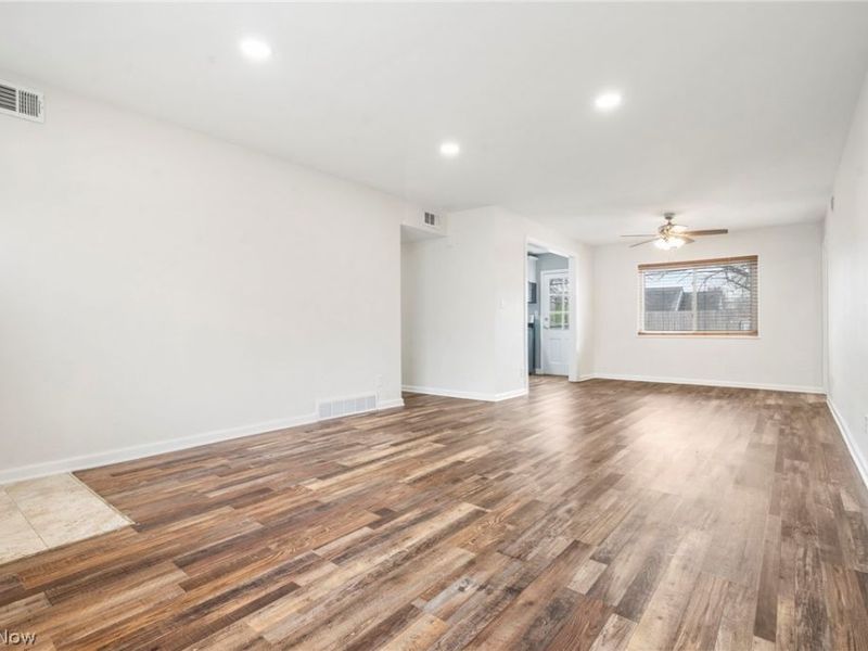 568 Sycamore Drive , Euclid, OH 44132 Photo 7