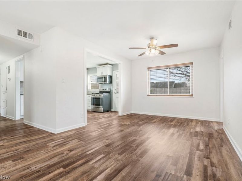 568 Sycamore Drive , Euclid, OH 44132 Photo 9