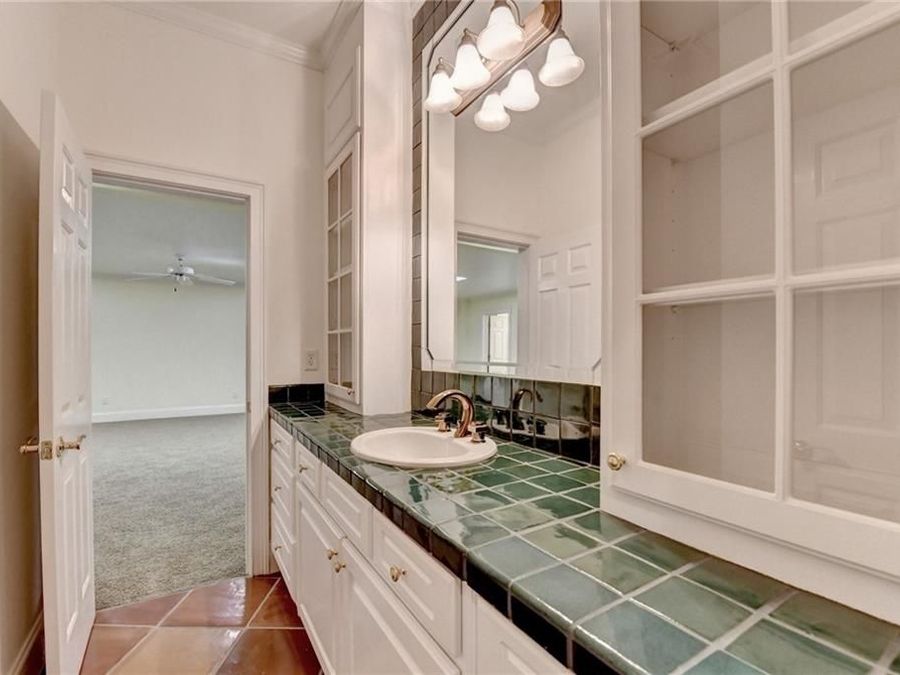 Property Image 103