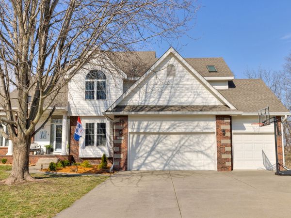 2514 135th Street, Urbandale, IA 50323