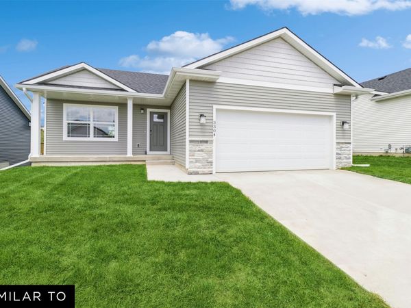 4305 NE 5th Street , Ankeny, IA 50021