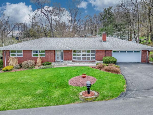 4 Oak Street, Chester, NY 10918