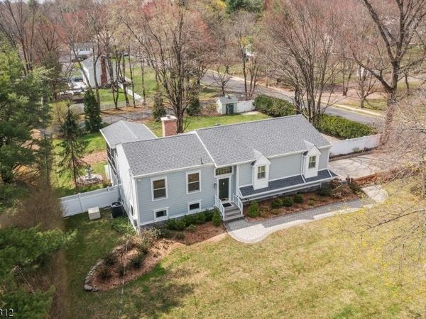 7 Tempe Wick Rd, Mendham, NJ 07945