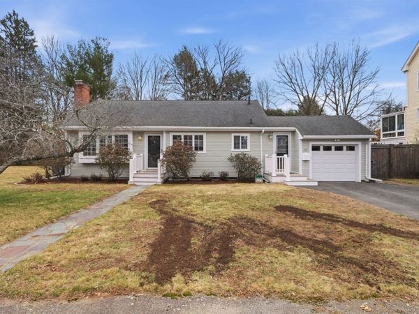 17 Daley St, Needham, MA 02494