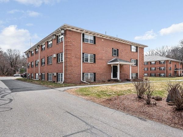 18 Leonard Rd, Unit 18, Boxborough, MA 01719