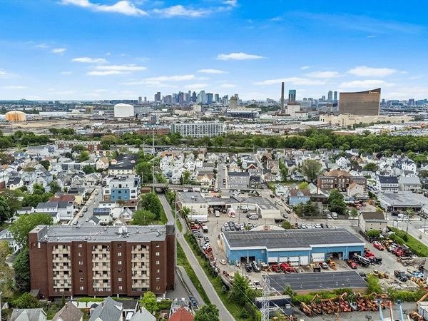 39 Parlin St, Unit 503, Everett, MA 02149