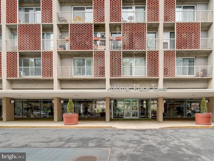 800 4th Street SW , Unit N-703, Washington, DC 20024 Main Photo