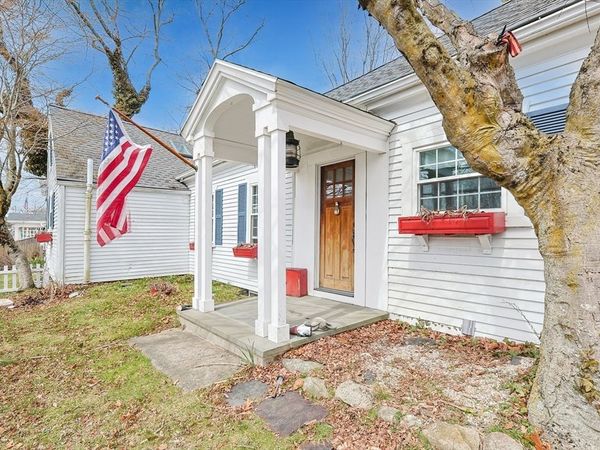 260 State Road, Dartmouth, MA 02747
