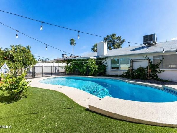 864 W KILAREA Avenue, Mesa, AZ 85210