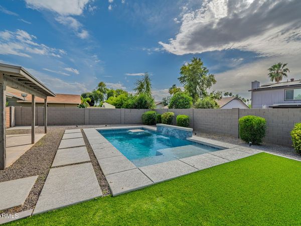 2616 S EXTENSION Road, Mesa, AZ 85210