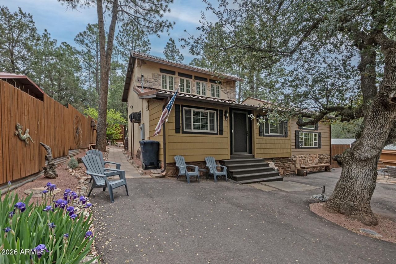 3183 N Pinewood Drive, Pine, AZ 85544 Main Photo