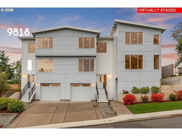 9818 SW 34th PL, Portland, OR 97219