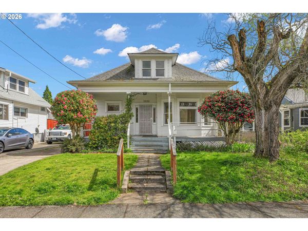 5636 N DELAWARE AVE, Portland, OR 97217