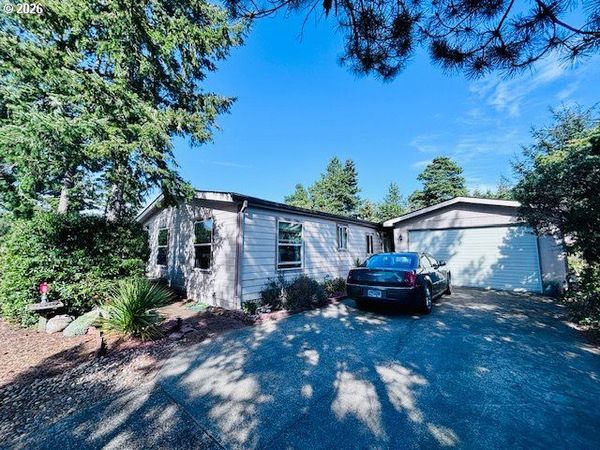 129 EVERGREEN LN, Florence, OR 97439