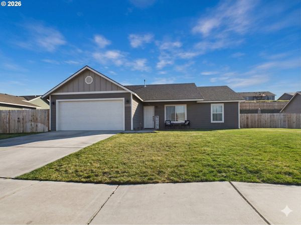 1530 MCKINLEY ST, Umatilla, OR 97882