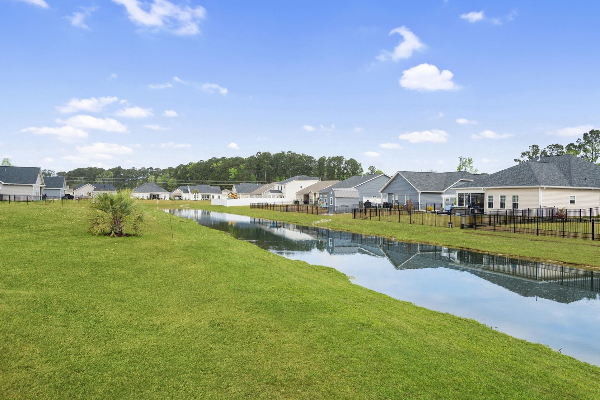 953 Oak Hollow St.  Photo 21