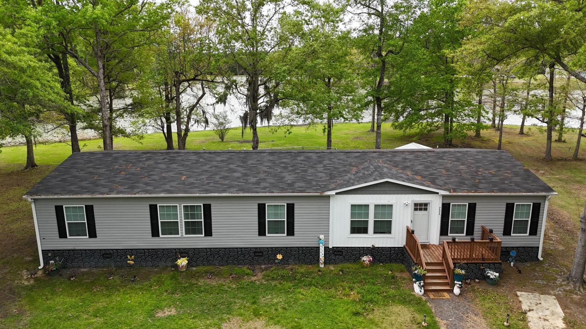 233 Williamson Lake Circle Photo 14