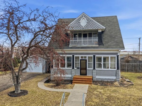 706 Central Avenue , Buffalo, MN 55313