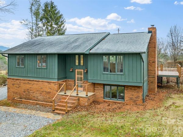 132 Snelson Cemetary Road , Leicester, NC 28748