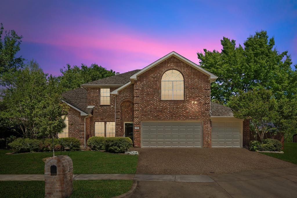 825 Hillside Drive, McKinney, TX 75071 Main Photo