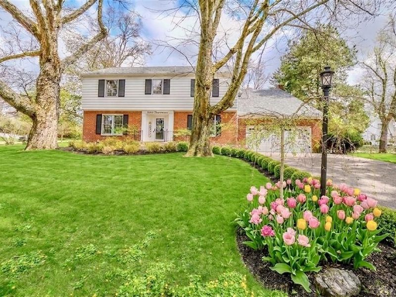 1500 Devereux Drive, Oakwood, OH 45419 Photo 2